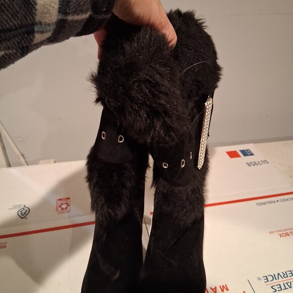selinas fuzzy top boots size 6.5 - Picture 4 of 8